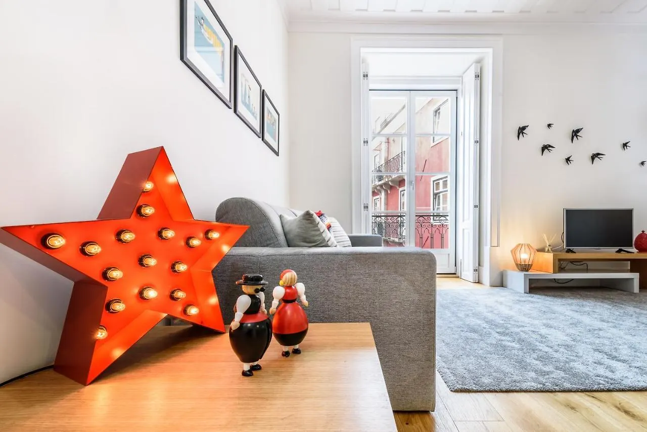 Modern Flat In Downtown Lisbon By Lovelystay Apartman