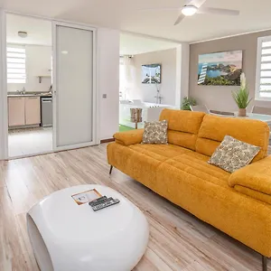 goldy-house-appartement-vue-mer-les-pieds-dans-leau.comcaribbean.com/