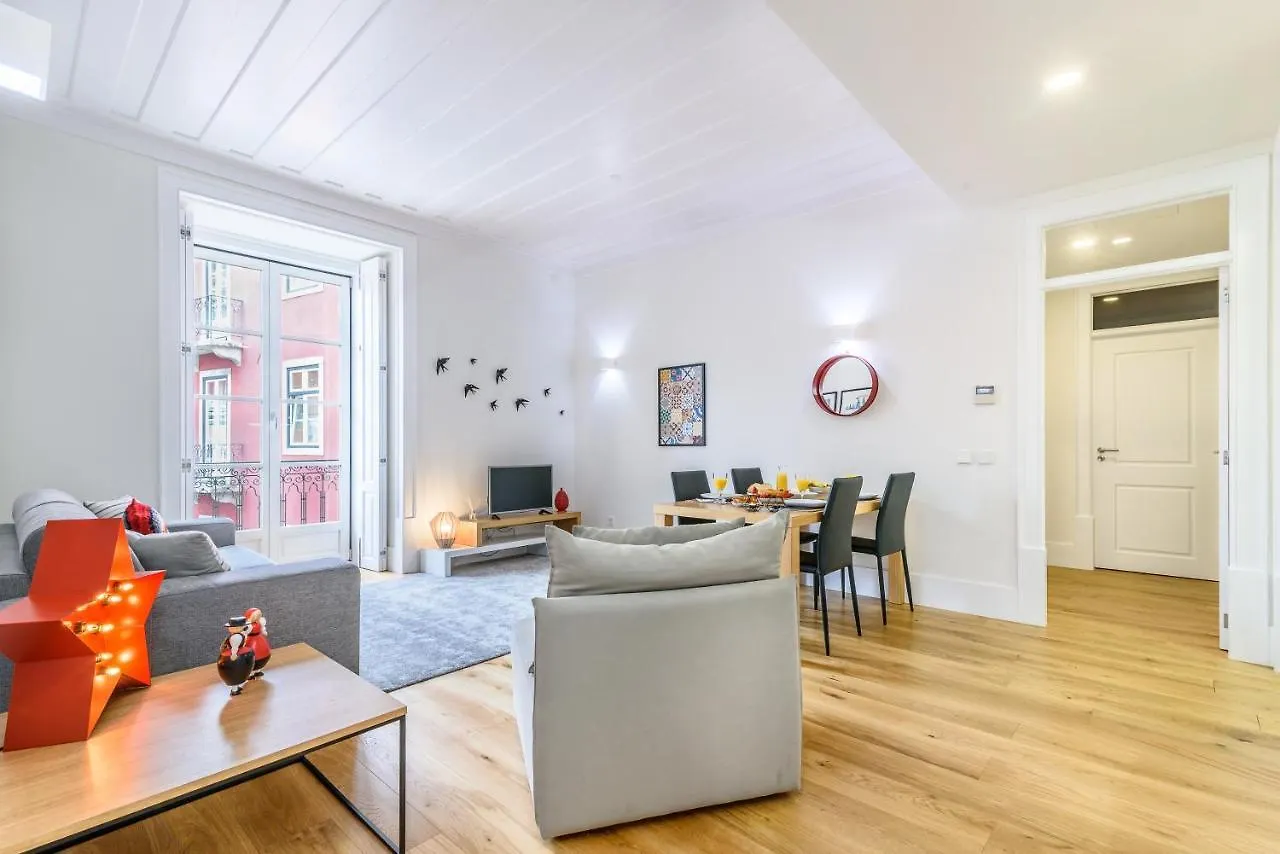 Modern Flat In Downtown Lisbon By Lovelystay location